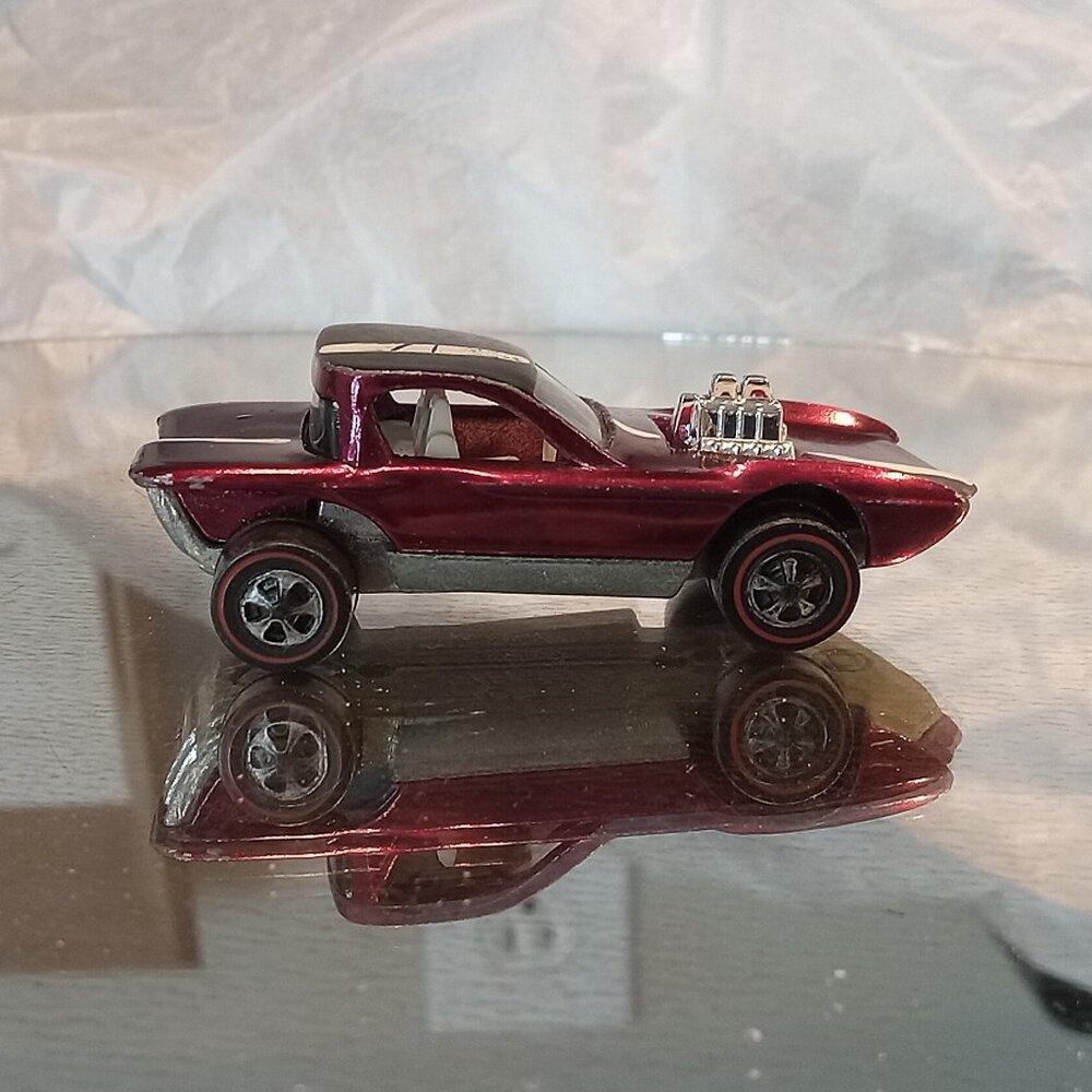 Hot Wheels Redline 1968 Python MAGENTA! - Picture 2 of 10